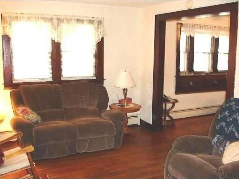 522 Clifford St - Photo 2 of 10