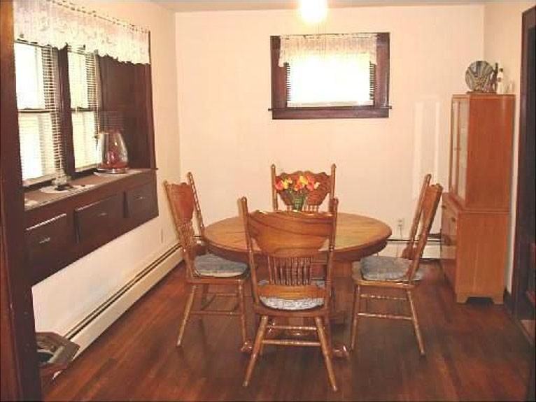 522 Clifford St - Photo 3 of 10