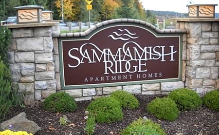 14820 Redmond Way - Photo 3 of 8