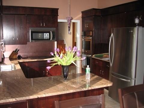 49 Camp St - Photo 3 of 5