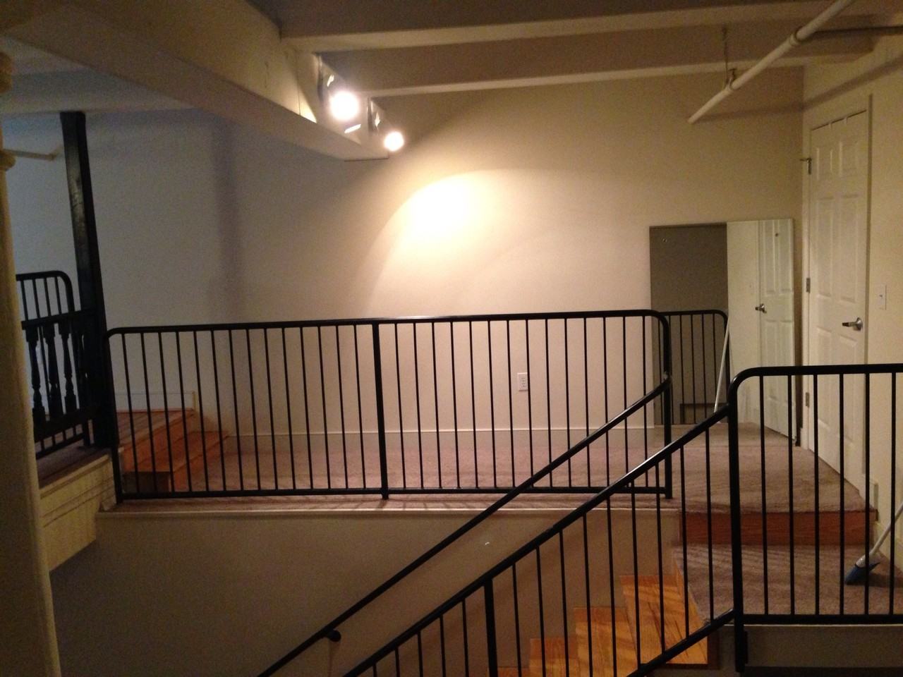 27 W Broad St - Photo 3 of 8