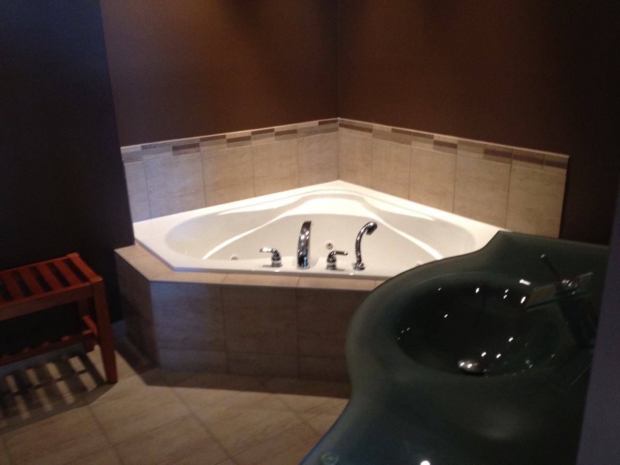 520 Portage Ave - Photo 3 of 7