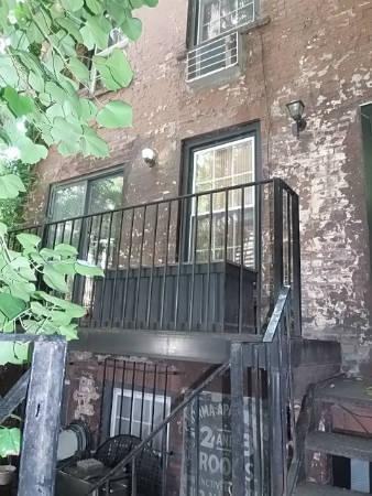 112 W 15th St - Photo 2 of 6