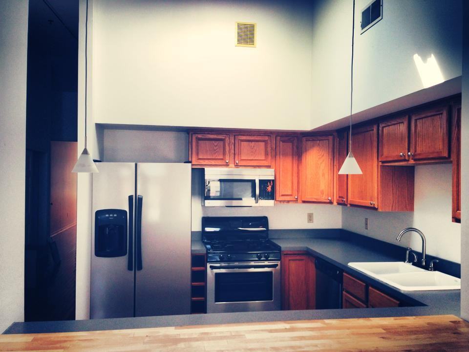 259 N 3rd St #4 - Photo 2 of 7