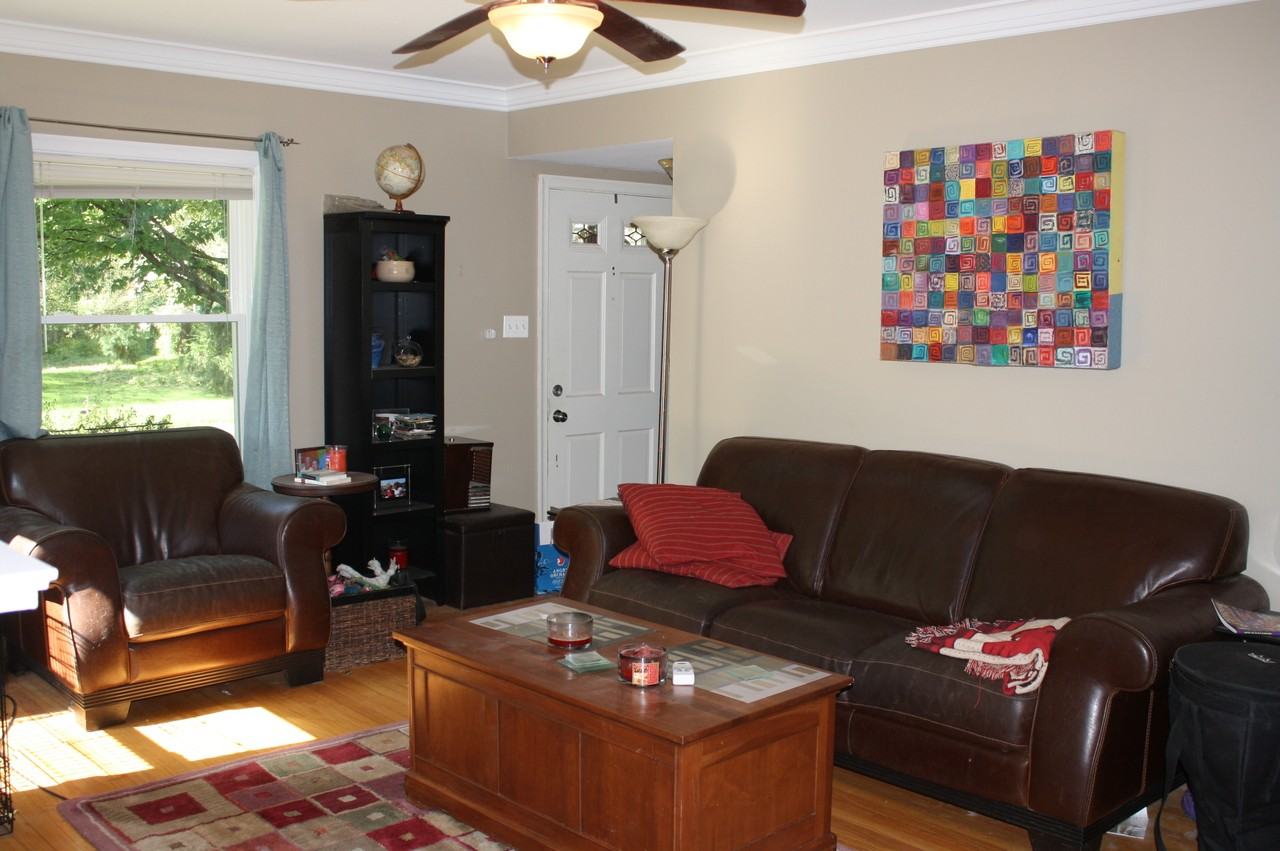 102 E Riverglen Dr #102 - Photo 2 of 5