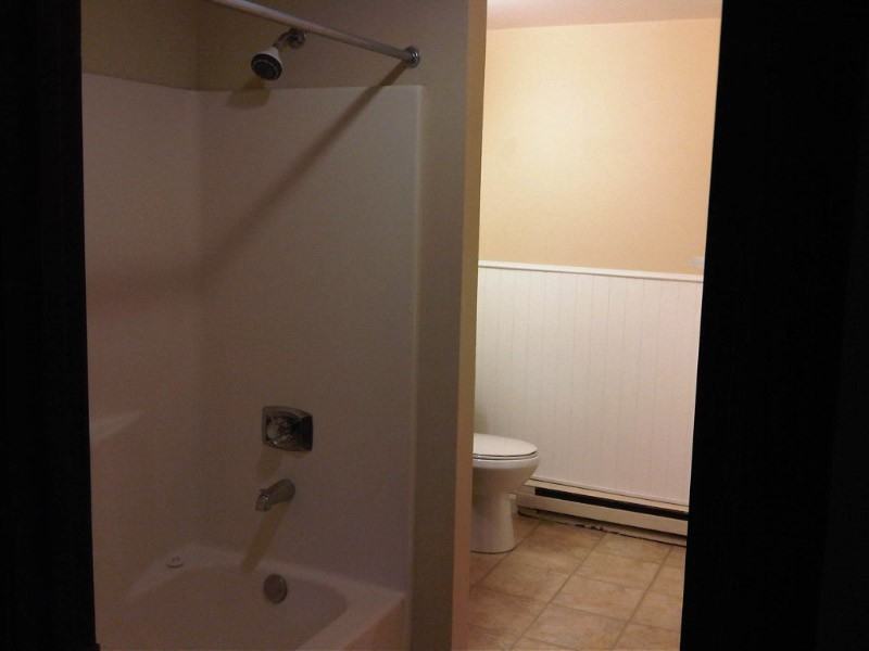 450 Amherst Rd 1 - Photo 3 of 4