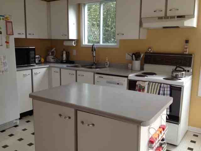 707 Campbell Ave - Photo 3 of 8