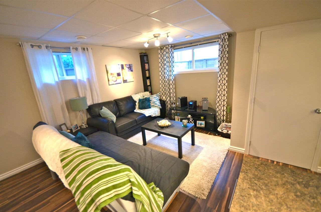 10514 77 St NW - Photo 2 of 6