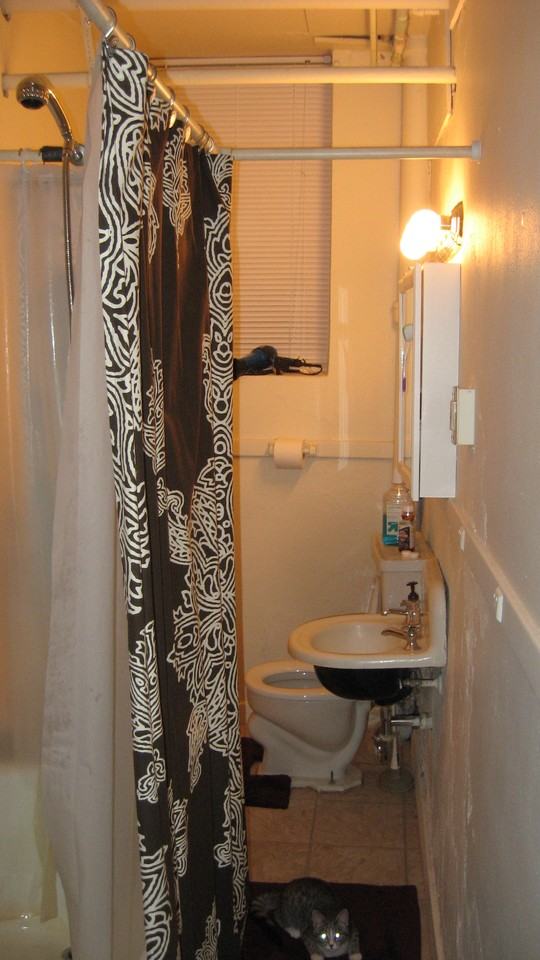 3242 Girard Ave S - Photo 3 of 6