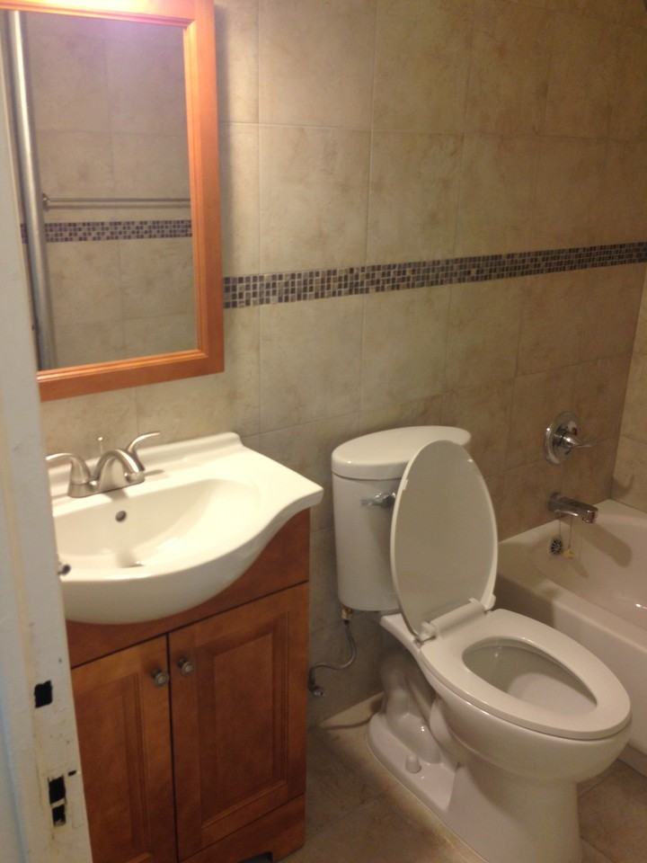 118 Baxter St #2ndFL - Photo 2 of 4