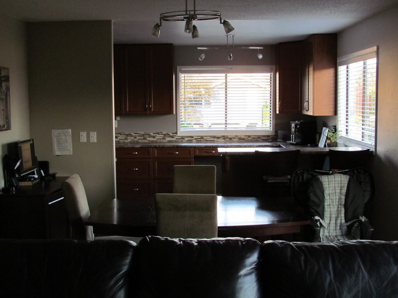 466 Meredith Crescent - Photo 3 of 7