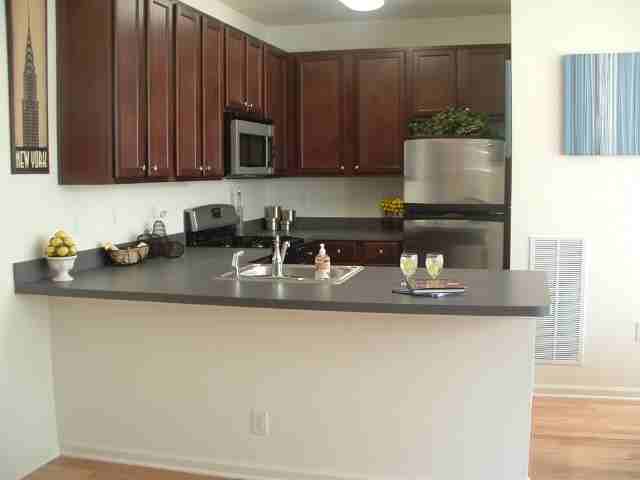 232 Camelot Ct - Photo 2 of 5