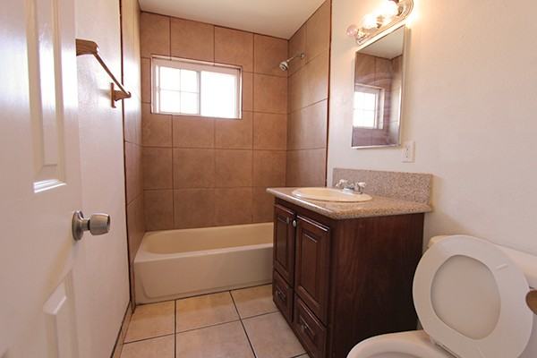 1708 Pine Ave - Photo 2 of 6