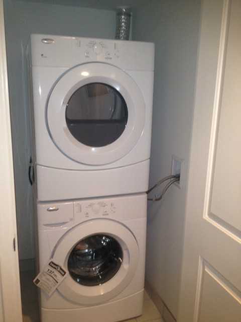 75 E Liberty St 1020 - Photo 2 of 9