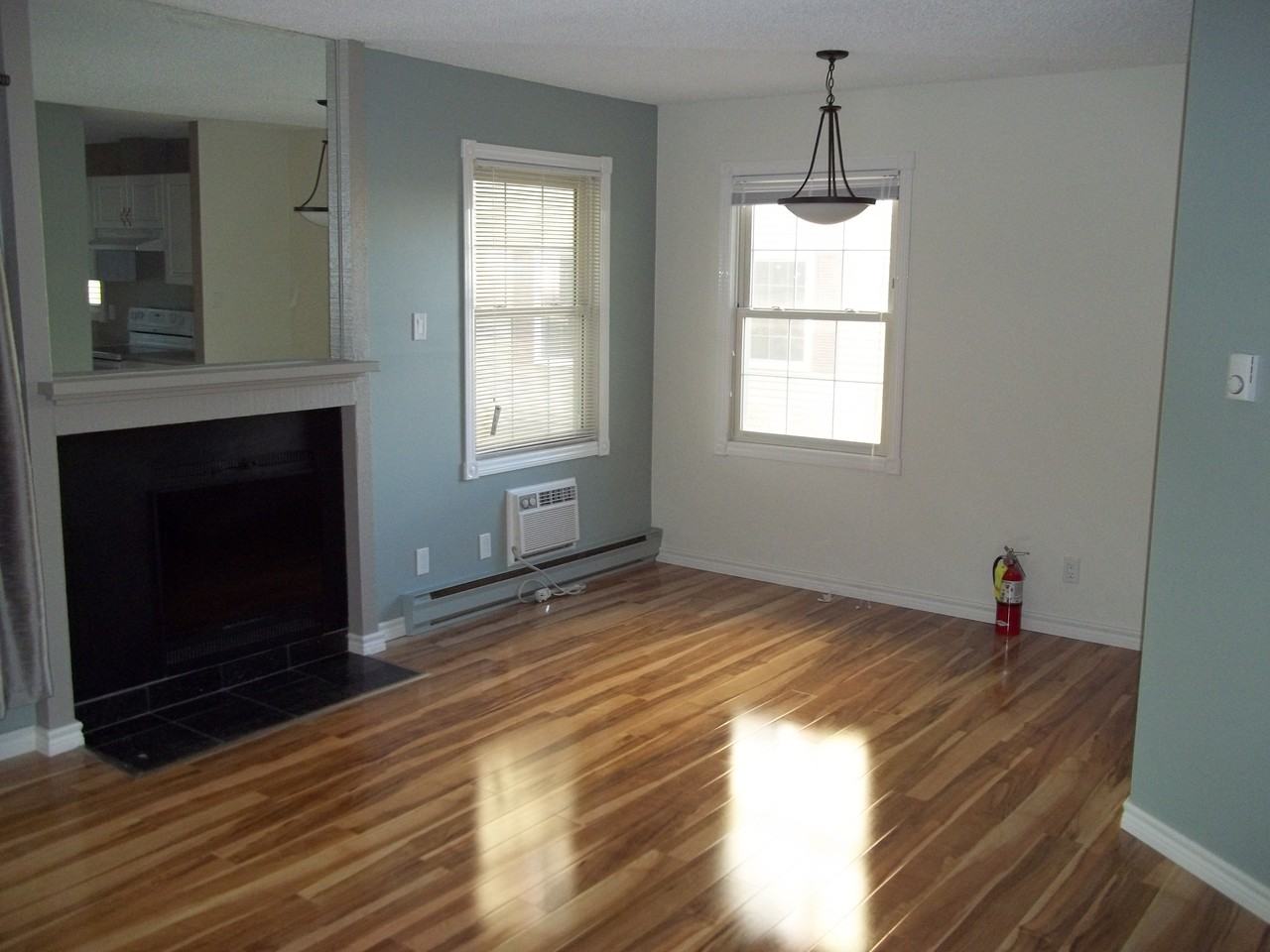 606 Kenaston Blvd - Photo 2 of 6