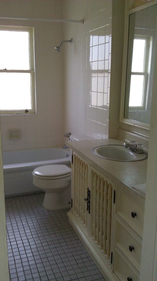 2310 4th Ave N - Photo 3 of 7