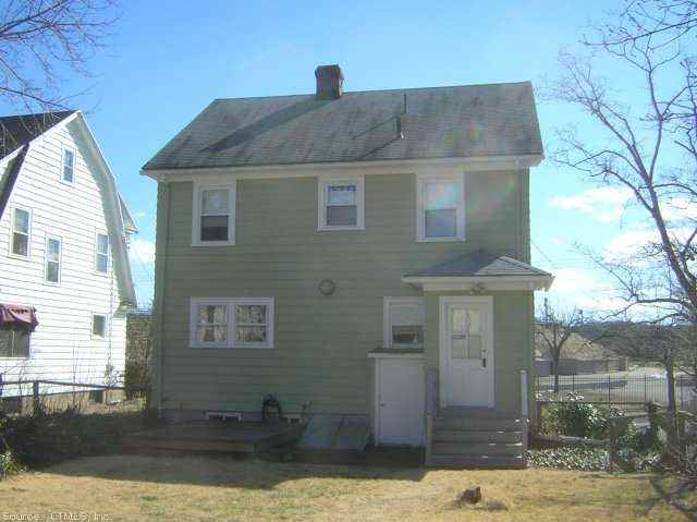 1885 Chapel St - Photo 3 of 9