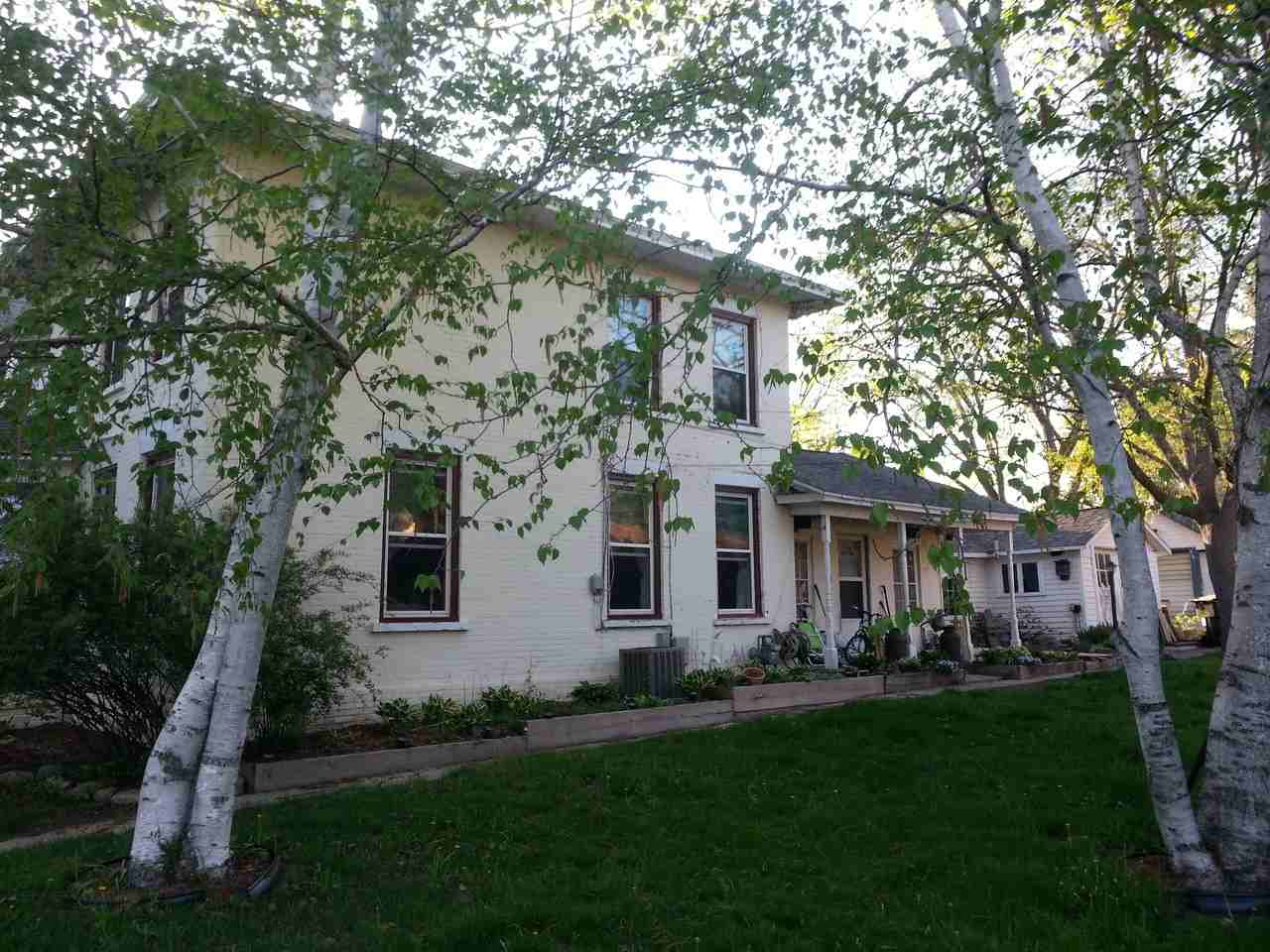 417 W Edgewater St - Photo 2 of 14