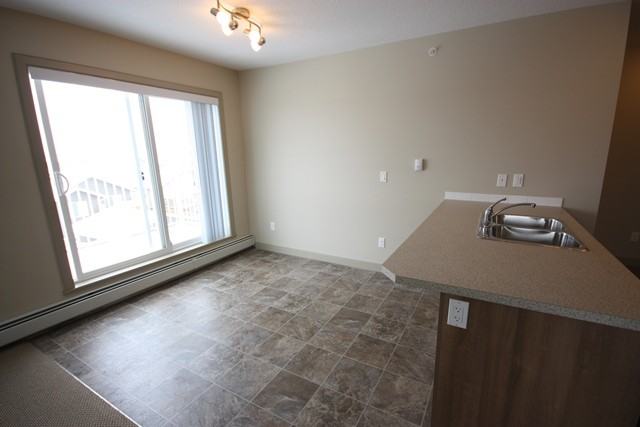 301 Timothy Drive Red Deer, Alberta T4P 0P1 - Photo 3 of 6