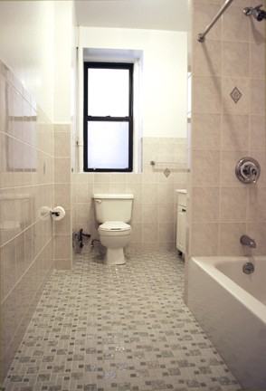 589 7th Ave - Photo 3 of 5