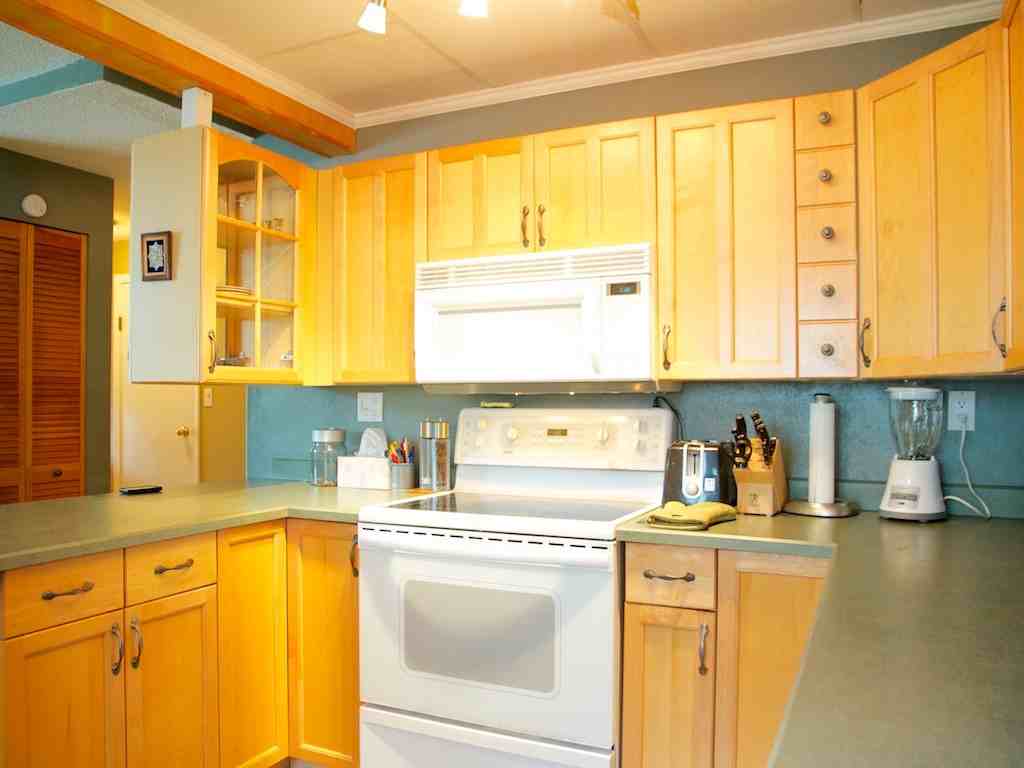 359 Pooley Pl - Photo 2 of 15