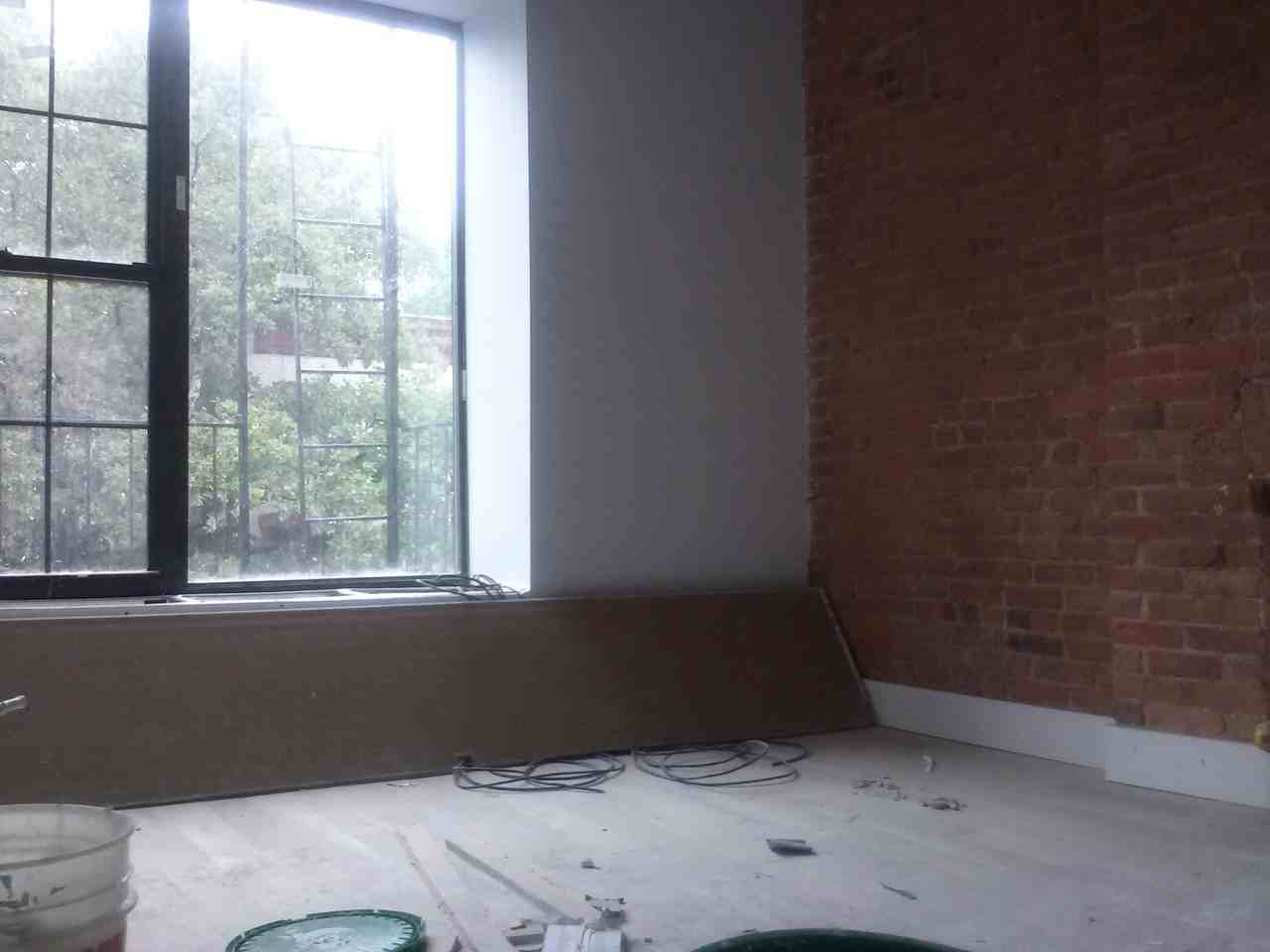 Monroe St #1B