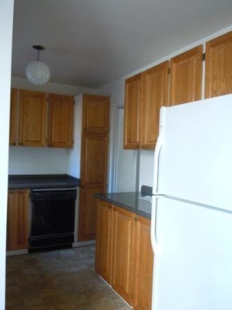 1507 Fisher Ave - Photo 3 of 14