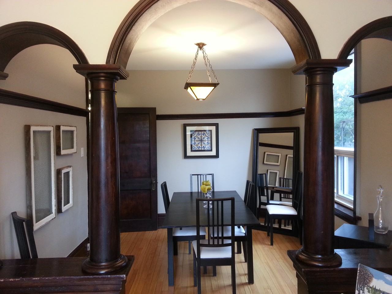 1071 Gladstone Ave #2 - Photo 2 of 6