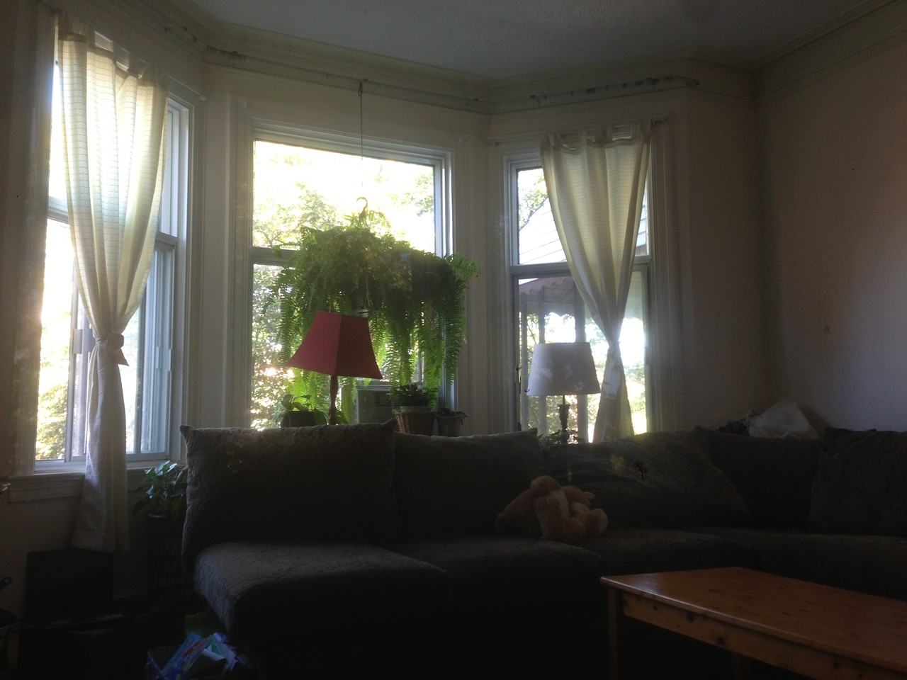2246 Av d'Oxford - Photo 2 of 8