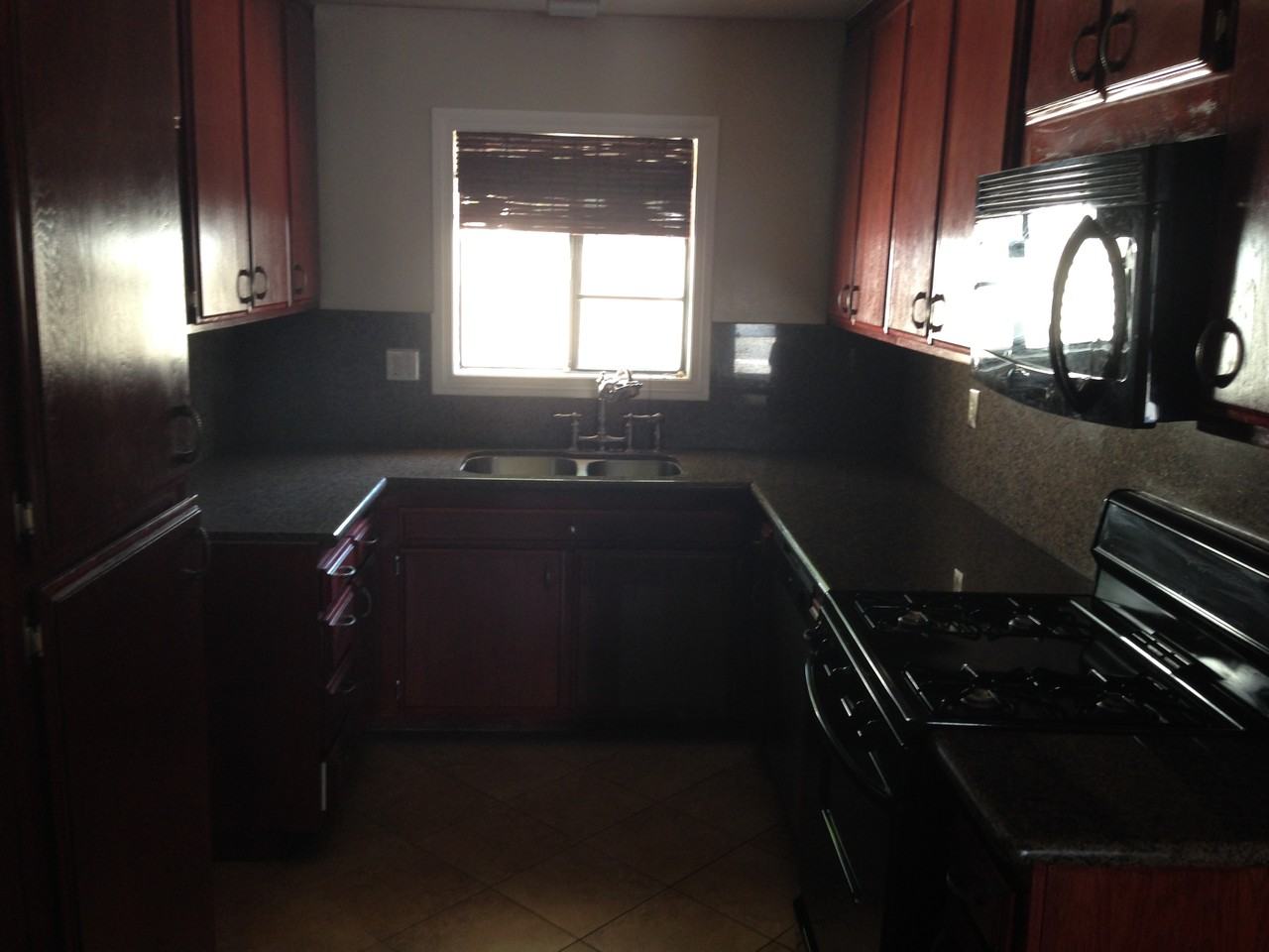 125 Greenbriar Ln - Photo 3 of 9