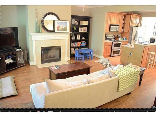 2644 Oakdale St NW - Photo 3 of 3