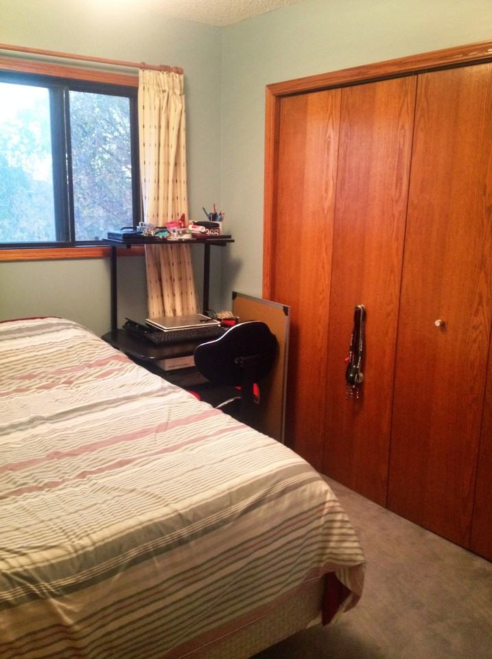 722 4a St NE - Photo 2 of 10