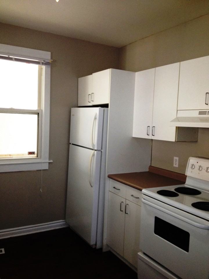 332 Victor St - Photo 2 of 7