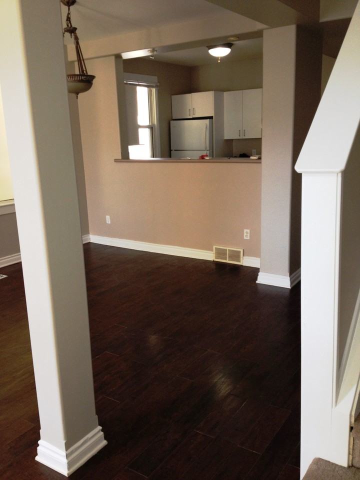 332 Victor St - Photo 3 of 7