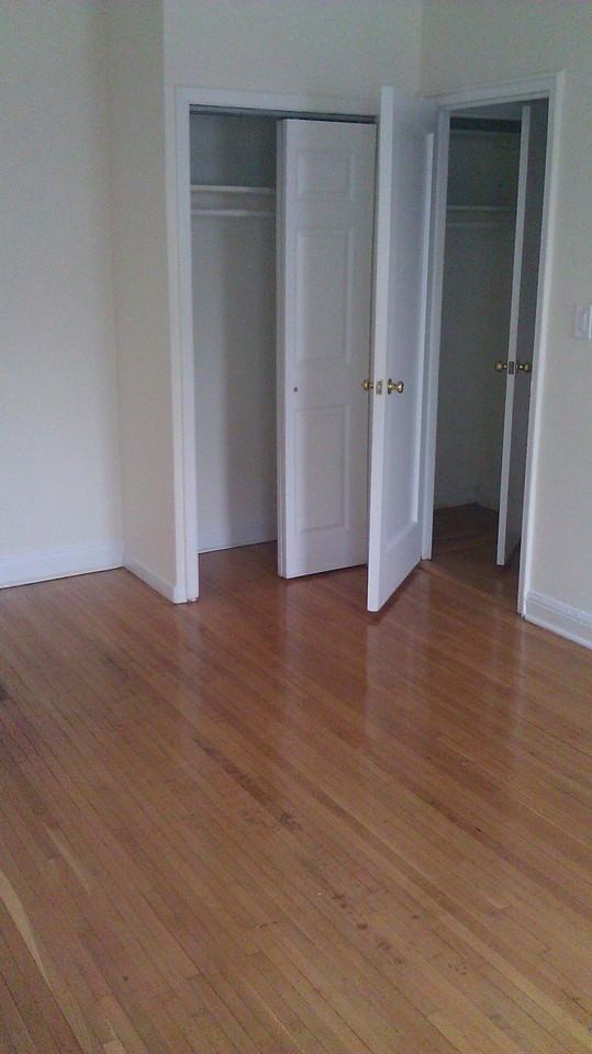 213 W 262th St 4 - Photo 3 of 4