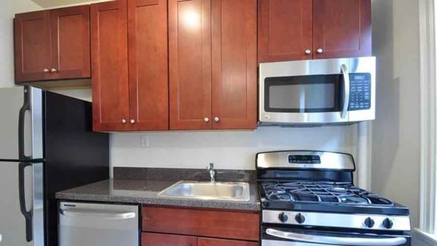 11 Manhattan Ave #4 - Photo 2 of 3