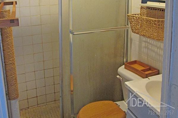 325 Van Brunt St 3rdFL - Photo 2 of 4