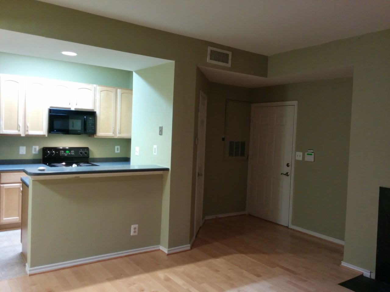3920 Penderview Dr - Photo 2 of 10