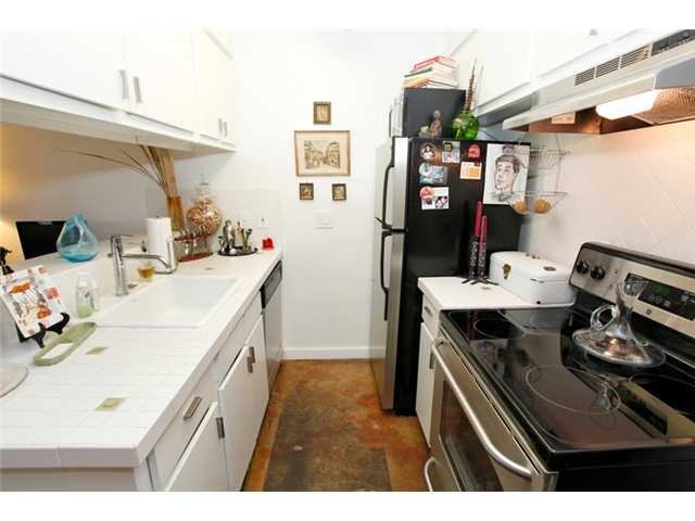 2302 Eastside Dr - Photo 3 of 8