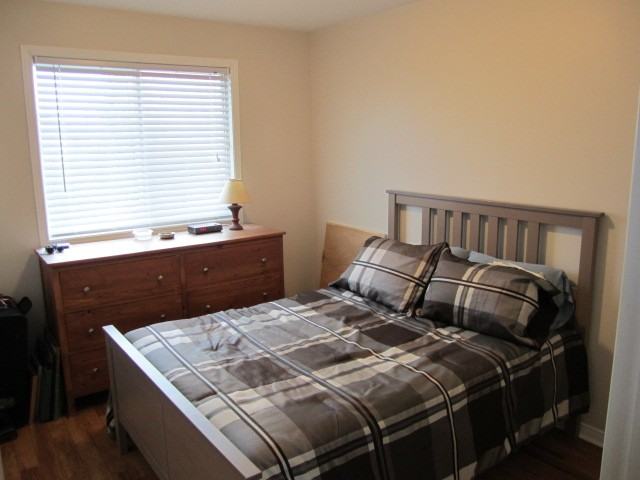 902 Maley St - Photo 2 of 7