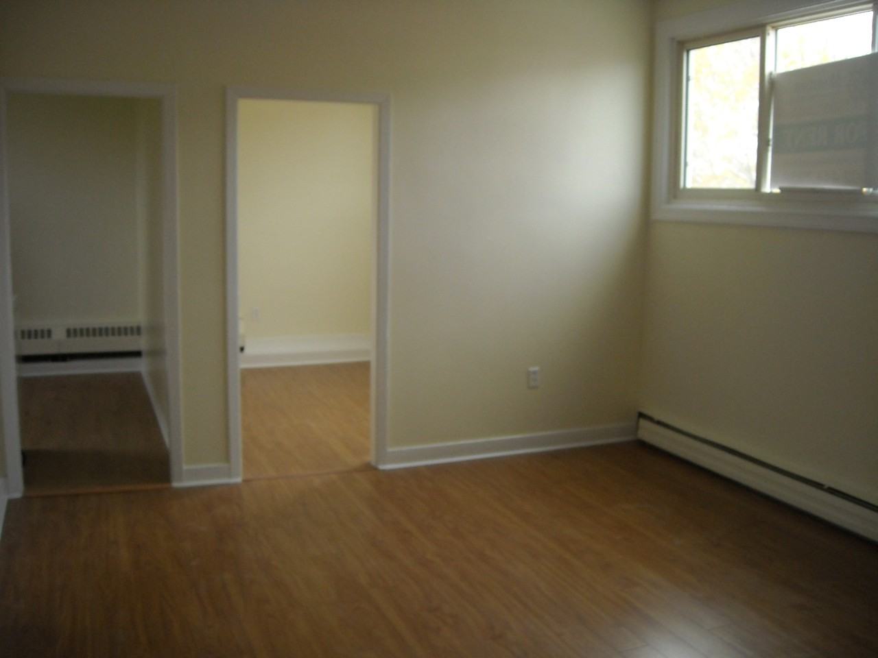 6 Catherine St #1 - Photo 3 of 8