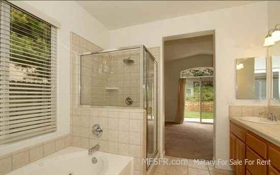 922 Louisa Terrace - Photo 2 of 6