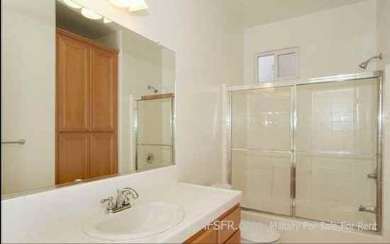 922 Louisa Terrace - Photo 3 of 6