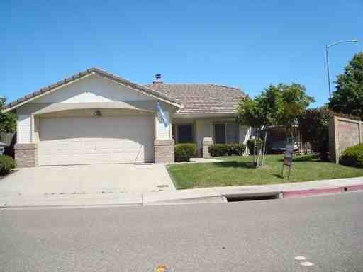 985 Bounds Dr - Photo 2 of 13