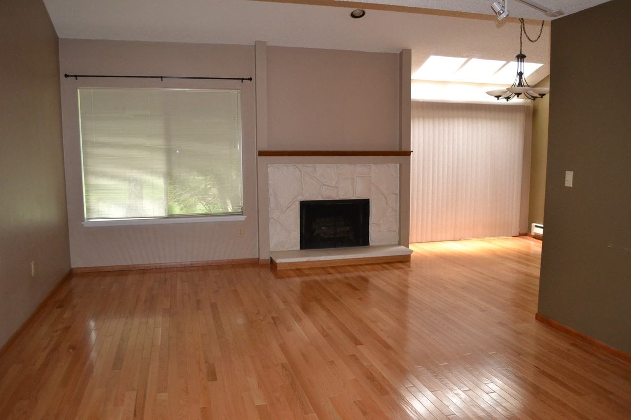 19121 Ballinger Way NE #101 - Photo 2 of 4