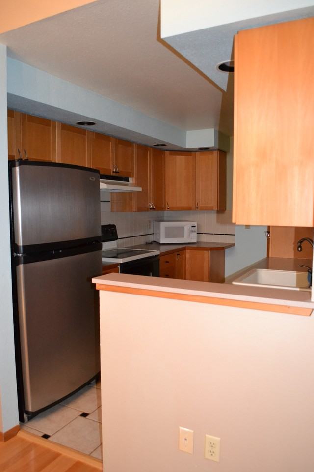 19121 Ballinger Way NE #101 - Photo 3 of 4