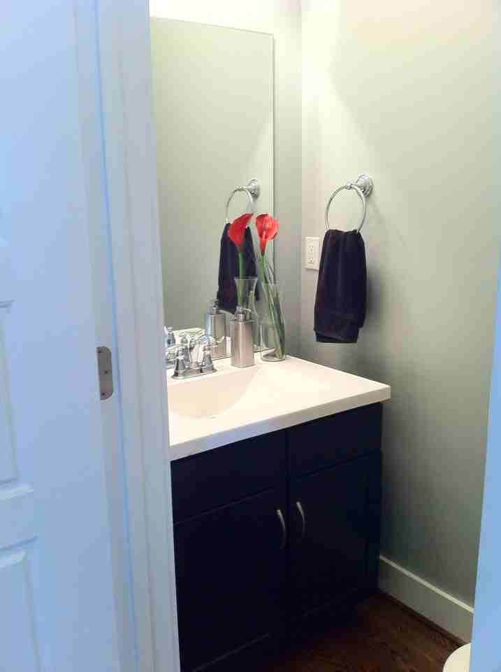 1030 Samuel St - Photo 3 of 15