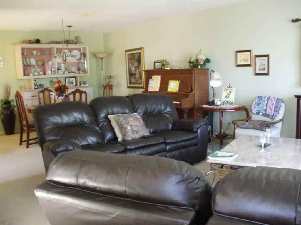 164 Laval Blvd W #164A - Photo 2 of 5