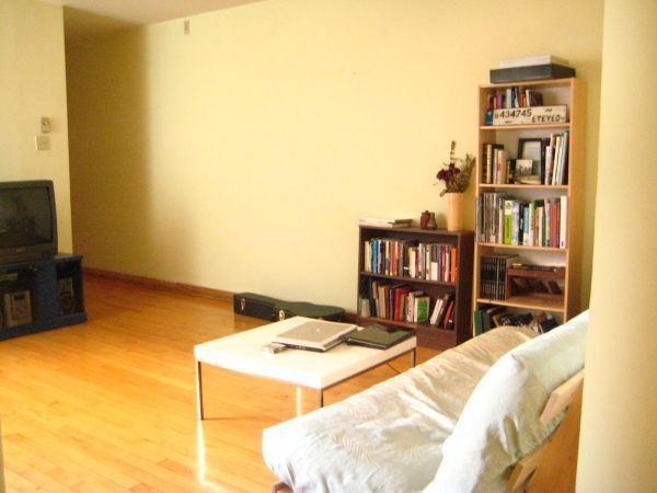 5283 Av du Parc - Photo 3 of 4