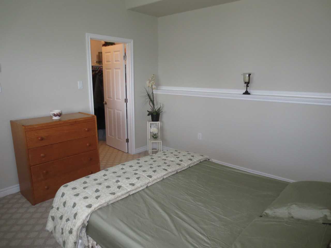 72 Lindenwood Terrace - Photo 2 of 8